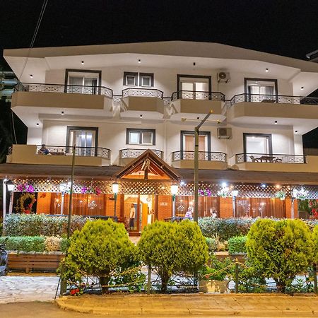 Sunkised Hotel Sarandë 외부 사진