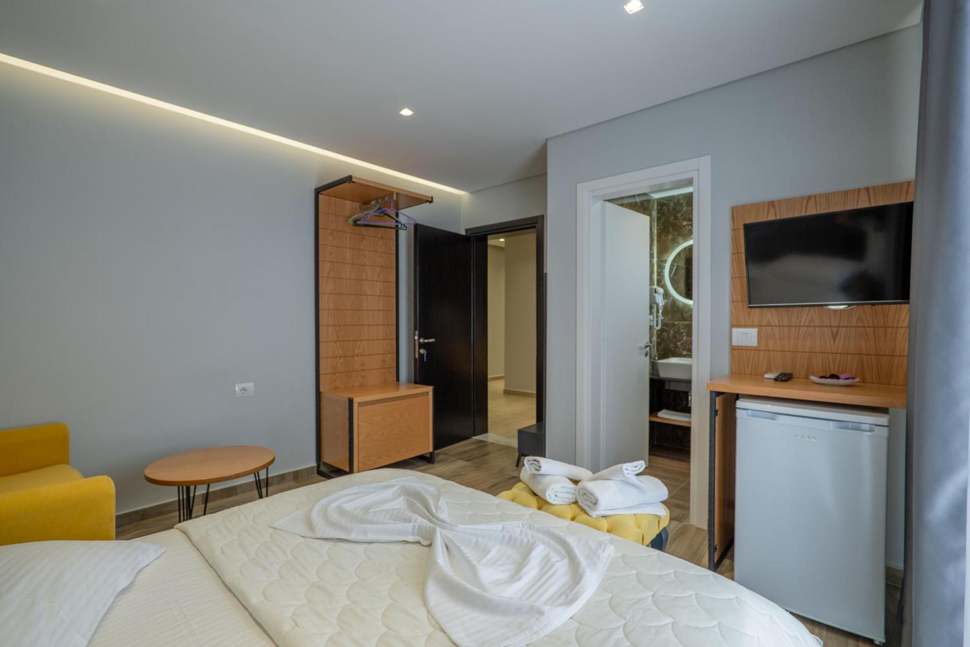 Sunkised Hotel Sarandë 외부 사진