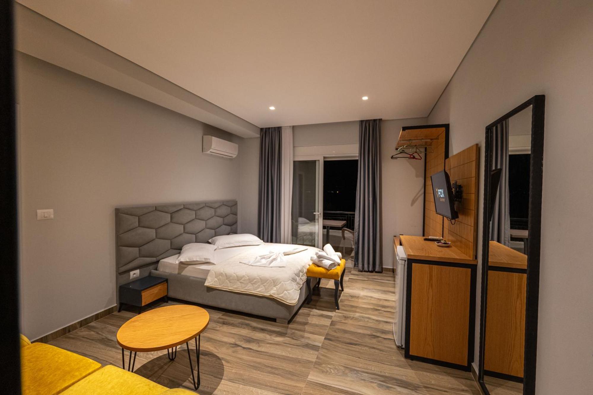 Sunkised Hotel Sarandë 외부 사진