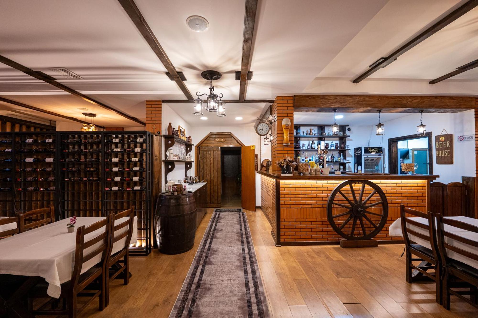 Sunkised Hotel Sarandë 외부 사진