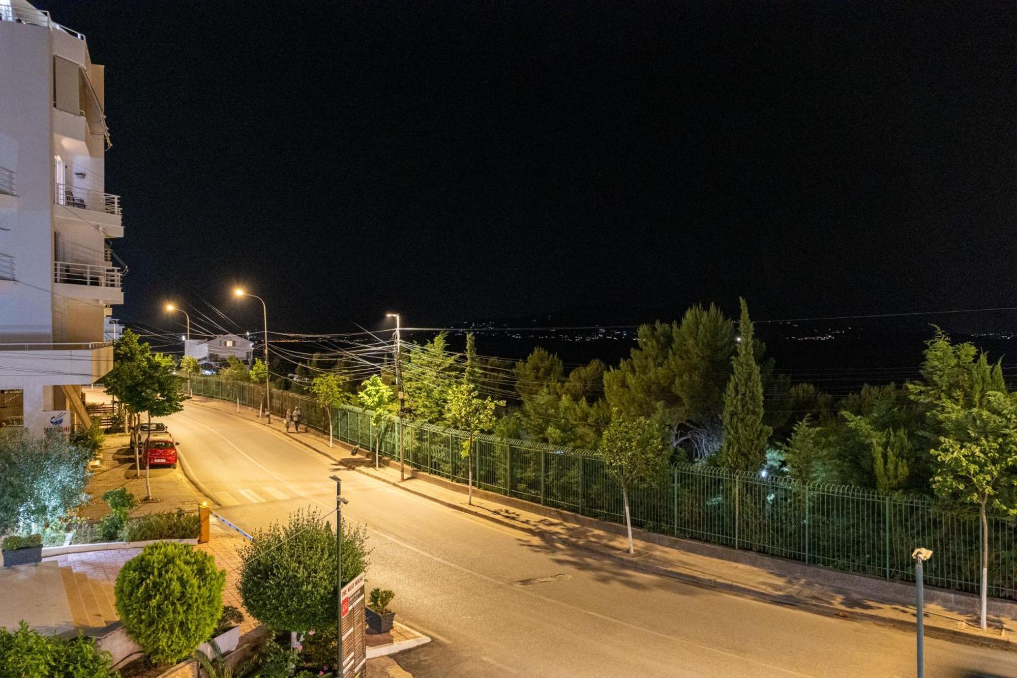 Sunkised Hotel Sarandë 외부 사진
