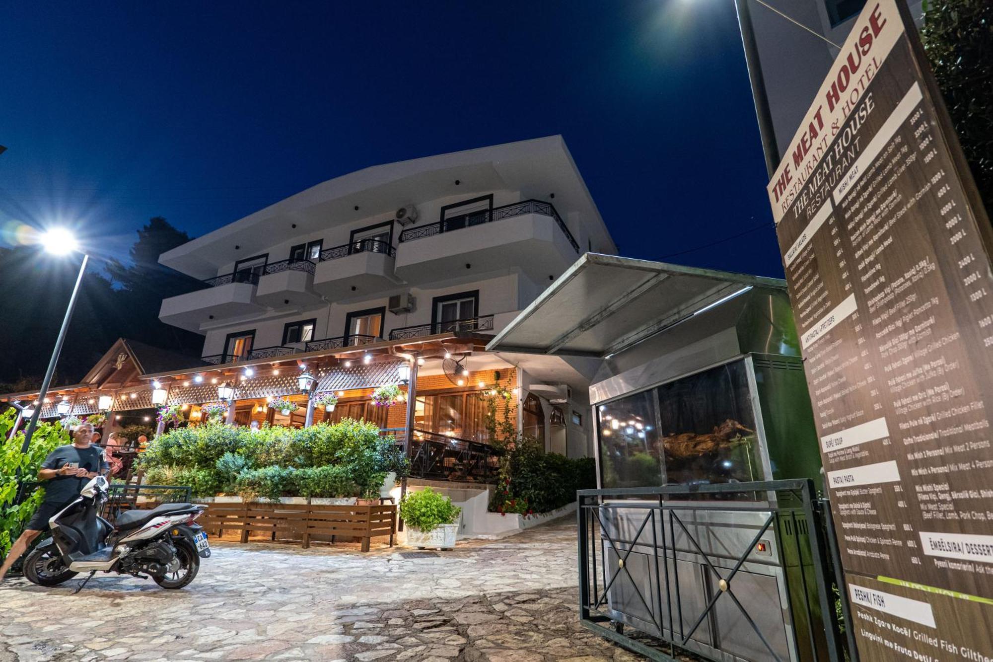 Sunkised Hotel Sarandë 외부 사진